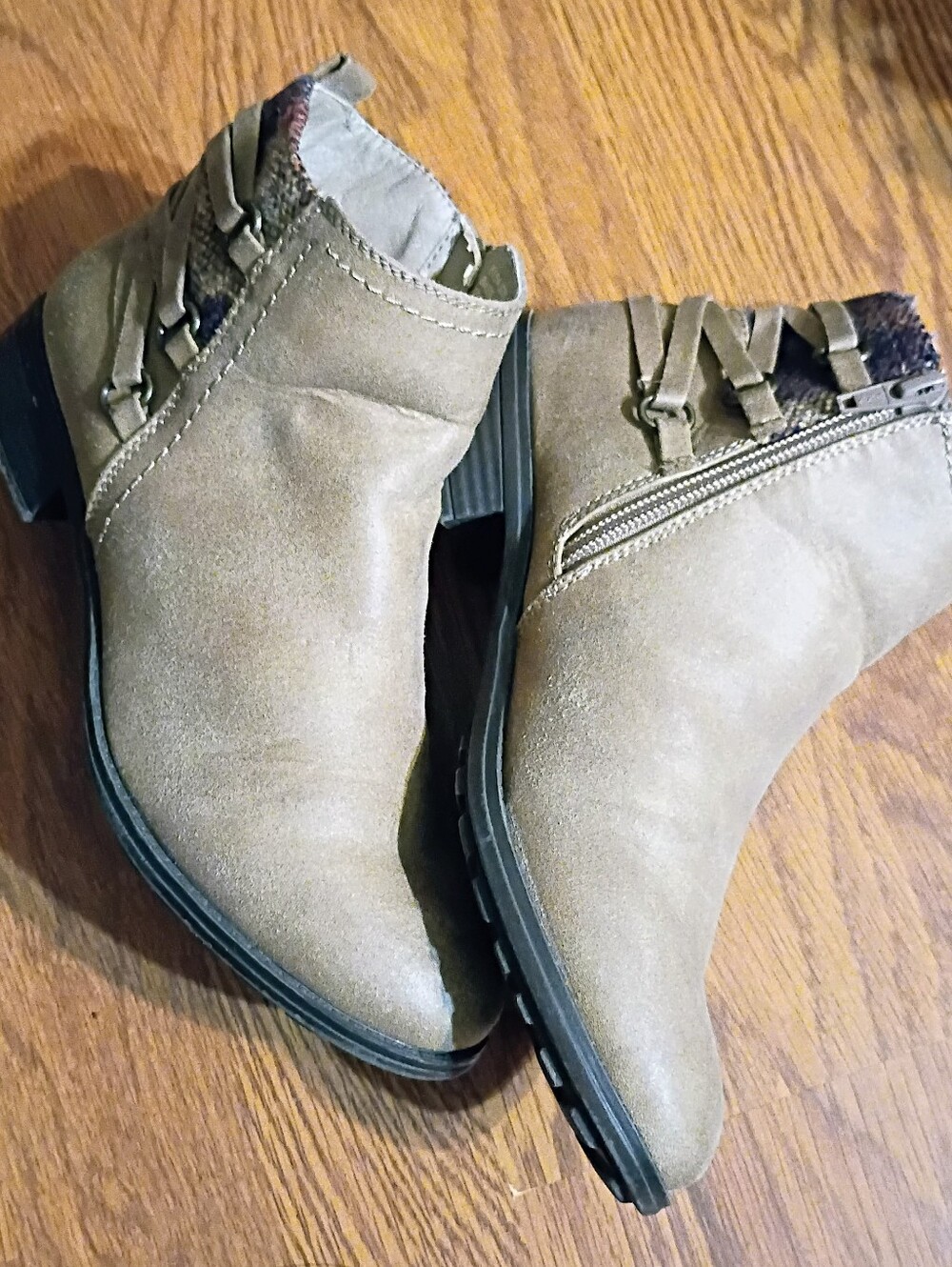 Bass Leslie Taupe Ankle Booties with Side Zip and Lace Detail